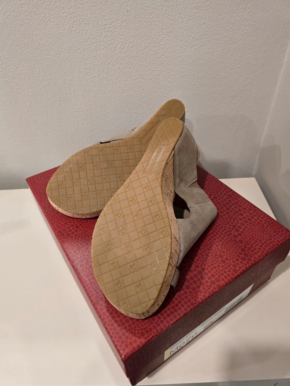 Donald J. Pliner Taupe Cork Wedge Toe-Ring Slide Sandals - Picture 5 of 7
